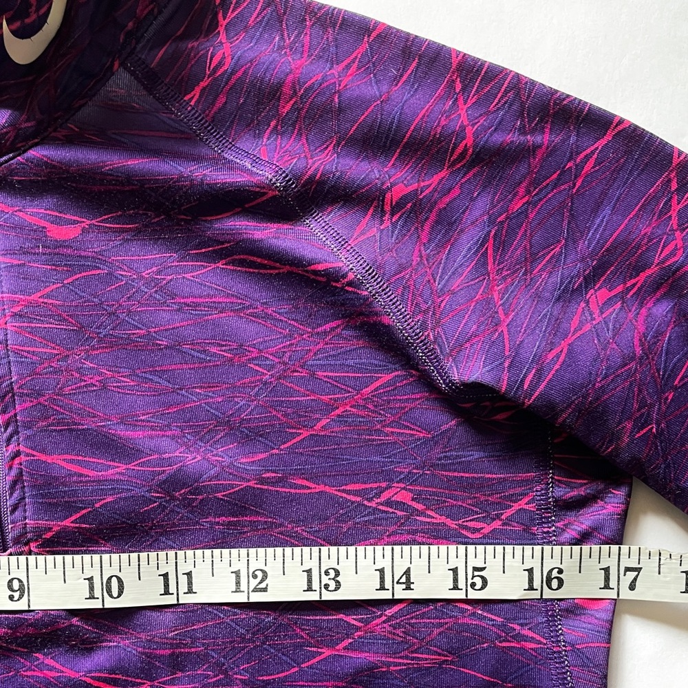 NIKE Womens Small Pullover Therma Fit Athletic Slim Purple 1/4 Zip Thumb Holes - Picture 6 of 9